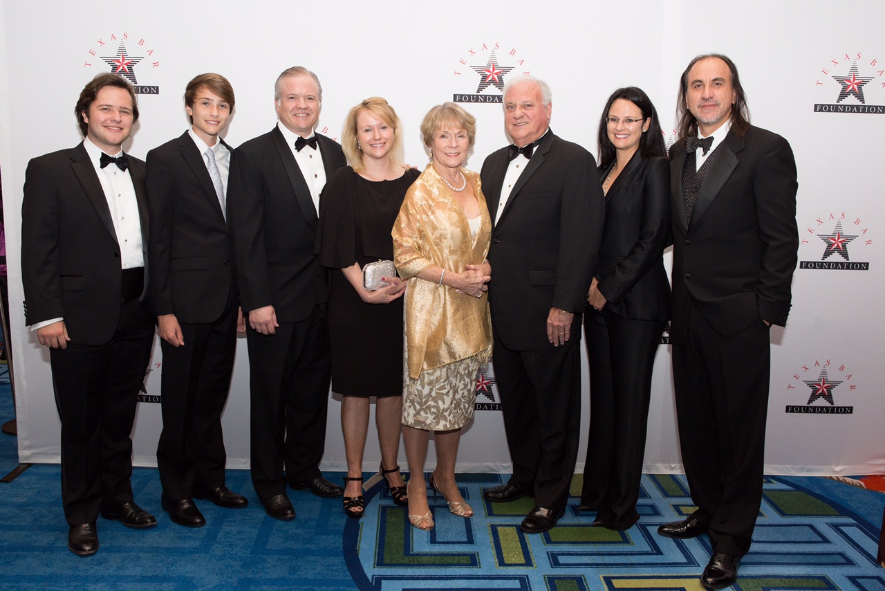 ROBIN GIBBS NAMED SECREST OUTSTANDING TRIAL LAWYER BY TEXAS BAR